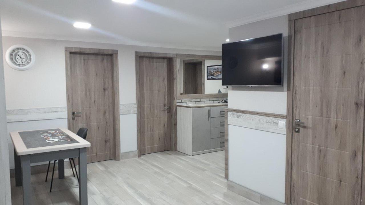 Окремі Номери В Гостьовому Будинку Типу Guest House Kropyvnyckyj Exteriér fotografie