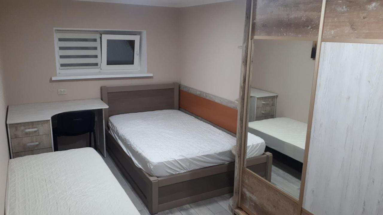 Окремі Номери В Гостьовому Будинку Типу Guest House Kropyvnyckyj Exteriér fotografie